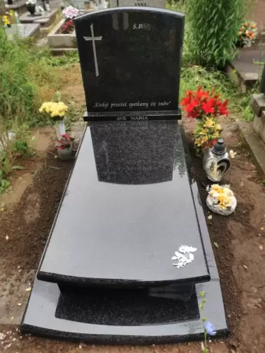 Nagrobek pojedynczy Kamieniarz Szczecin 31