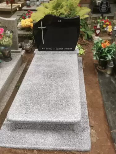 Nagrobek pojedynczy Kamieniarz Szczecin 45