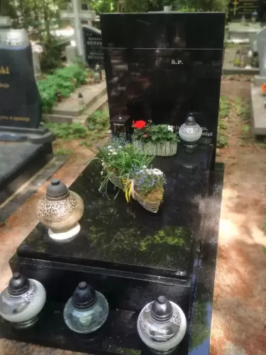 Nagrobek pojedynczy Kamieniarz Szczecin 72