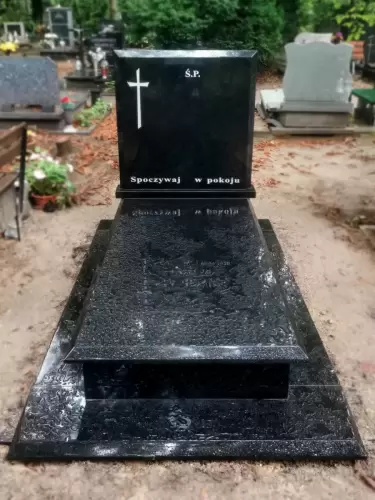 Nagrobek pojedynczy Kamieniarz Szczecin 89