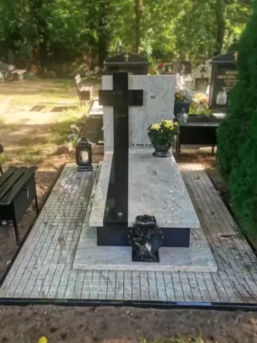 Nagrobek pojedynczy Kamieniarz Szczecin 94