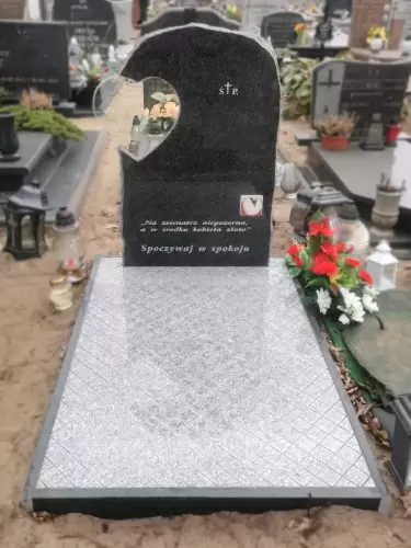 Nagrobki urnowe Kamieniarz Szczecin 6
